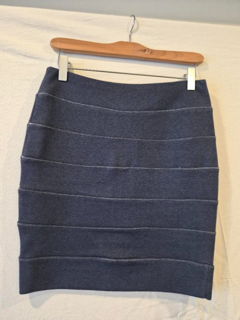 Blue horizontal striped stretchy skirt